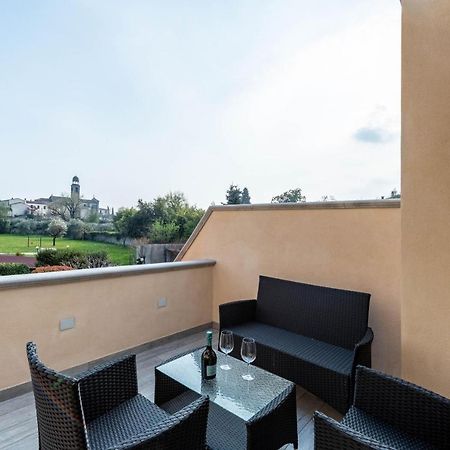 La Suggestiva Residenza Ortaia Vila San Felice del Benaco Exterior foto